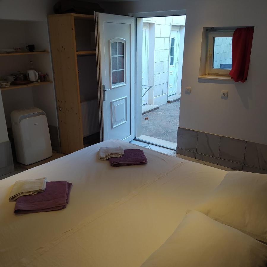 Zana Apartments Stari Grad  Ngoại thất bức ảnh