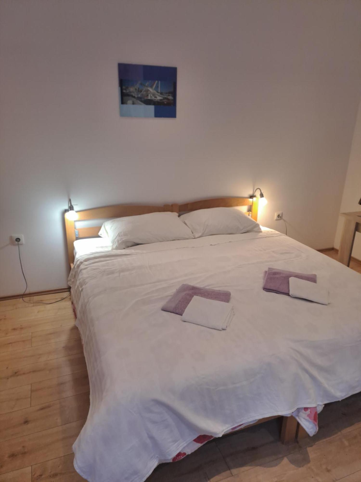 Zana Apartments Stari Grad  Ngoại thất bức ảnh